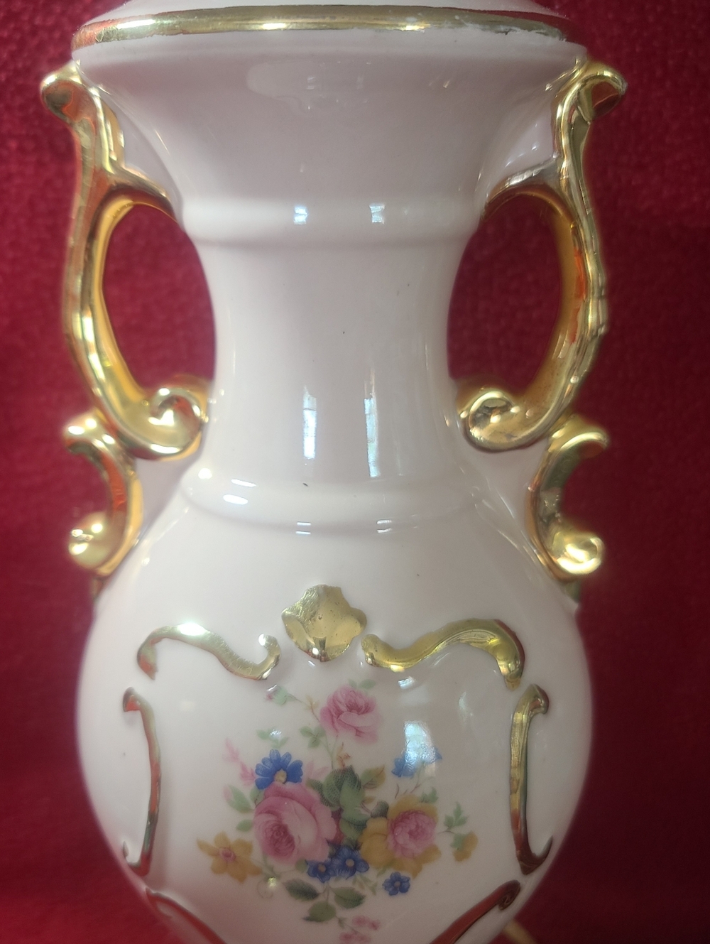FLORAL TRANSFER VINTAGE TABLE LAMP, 18" HIGH GREAT SHAPE VICTORIAN FRENCH